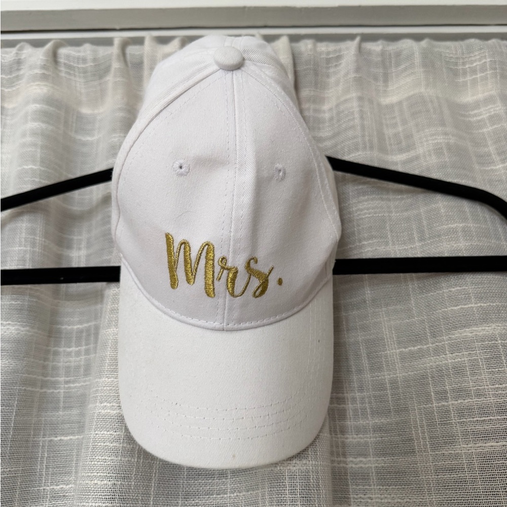 White 'Mrs.' Baseball Cap